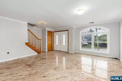 311 Page Avenue, Lyndhurst Township, NJ 07071 - Photo 4