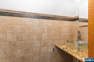 311 Page Ave, Lyndhurst Township, NJ 07071 - Photo 14