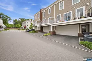75 Roosevelt Dr, Wood Ridge, NJ 07075 - Photo 38