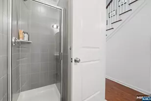 75 Roosevelt Dr, Wood Ridge, NJ 07075 - Photo 10