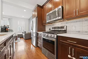 75 Roosevelt Dr, Wood Ridge, NJ 07075 - Photo 16