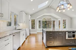 5 Winding Way, Saddle River, NJ 07458 - Photo 8