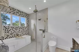 155 Paulin Blvd, Leonia, NJ 07605 - Photo 28