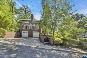 155 Paulin Blvd, Leonia, NJ 07605 - Photo 44