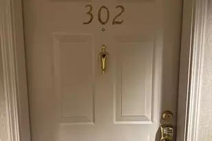 302 Penn Ct P302, Edgewater, NJ 07020 - Photo 2