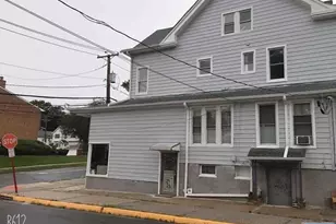 26 River Edge 2E, River Edge, NJ 07661 - Photo 1