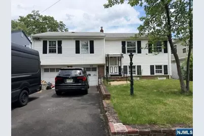 515 Chestnut Street, Roselle, NJ 07203 - Photo 1