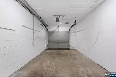 25 River Road B11 #B11, Nutley, NJ 07110 - Photo 32