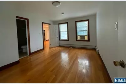 232-238 Claremont Avenue 2 #2, Verona, NJ 07044 - Photo 12