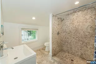 202 Watchung Ave, Montclair, NJ 07043 - Photo 38