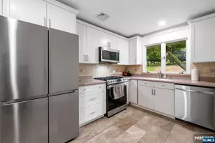 25 Windsor Ct, Norwood, NJ 07648 - Photo 20