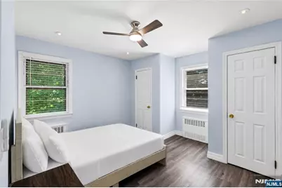 140 N Farview Avenue, Paramus, NJ 07652 - Photo 16