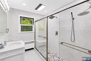 140 N Farview Ave, Paramus, NJ 07652 - Photo 14