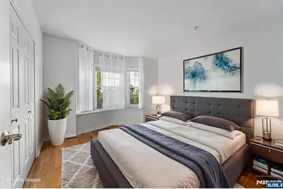 129 The Promenade, Edgewater, NJ 07020 - Photo 4