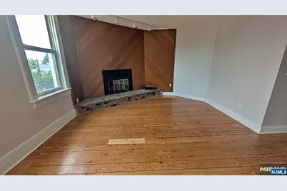 154 Undercliff Avenue 6 #6, Edgewater, NJ 07020 - Photo 4