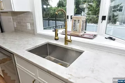 75 Demarest Avenue, Emerson, NJ 07630 - Photo 8