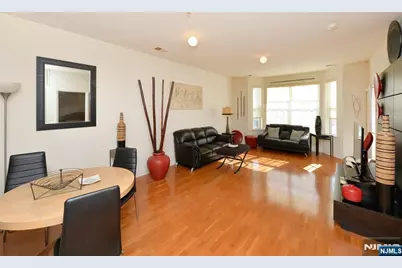 503 Bushes Lane, Elmwood Park, NJ 07407 - Photo 8
