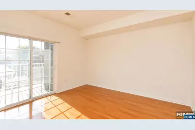 503 Bushes Lane, Elmwood Park, NJ 07407 - Photo 14