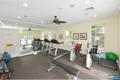 503 Bushes Lane, Elmwood Park, NJ 07407 - Photo 16