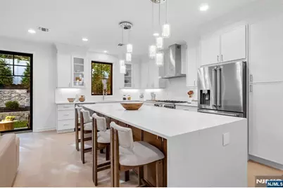 5 Fey Place, Oradell, NJ 07649 - Photo 2