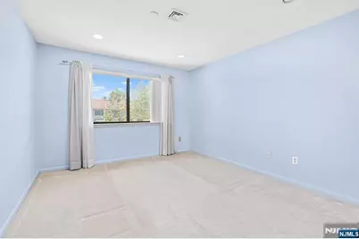 8 Wadsworth Court, Teaneck Township, NJ 07666 - Photo 22