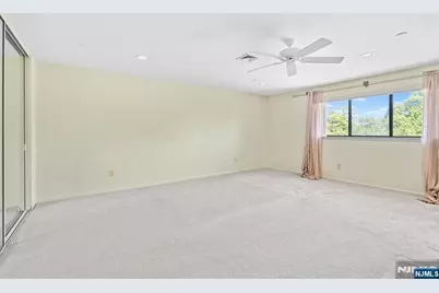 8 Wadsworth Court, Teaneck Township, NJ 07666 - Photo 26