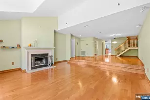 8 Wadsworth Ct, Teaneck Township, NJ 07666 - Photo 8
