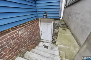 244 Clinton Ave, Jersey City, NJ 07304 - Photo 6