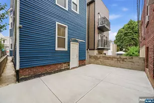 244 Clinton Ave, Jersey City, NJ 07304 - Photo 4