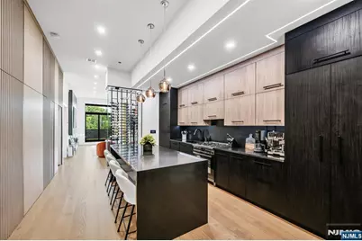518-536 Gregory Avenue A101 #A101, Weehawken, NJ 07086 - Photo 2