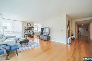 918 Hudson Park, Edgewater, NJ 07020 - Photo 14
