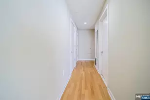 918 Hudson Park, Edgewater, NJ 07020 - Photo 4