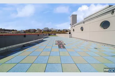 918 Hudson Park, Edgewater, NJ 07020 - Photo 36