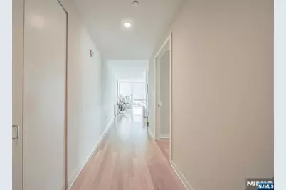 918 Hudson Park, Edgewater, NJ 07020 - Photo 8