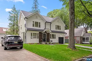 1676 Irene Ct, Teaneck Township, NJ 07666 - Photo 2