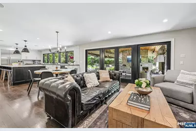 50 Blueberry Drive, Woodcliff Lake, NJ 07677 - Photo 8
