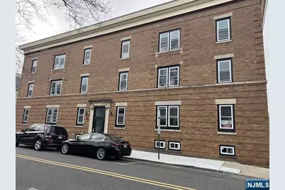 622 Warren Street Apt4 #APT4, Harrison, NJ 07029 - Photo 1