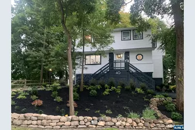 40 W Oak Street, Ramsey, NJ 07446 - Photo 1