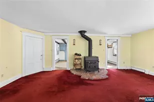 105 Harrison, Roseland, NJ 07068 - Photo 10