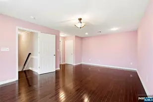 98 Tarrington Rd, Hamburg, NJ 07419 - Photo 20