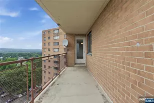 275 Prospect Street 14B, East Orange, NJ 07017 - Photo 4