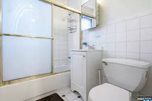 120 32nd Street 3P, Union City, NJ 07087 - Photo 10