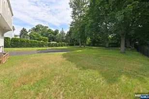 155 Hasbrouck Ave, Emerson, NJ 07630 - Photo 24