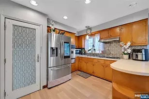 35 Colling Ave, Rochelle Park Township, NJ 07662 - Photo 10
