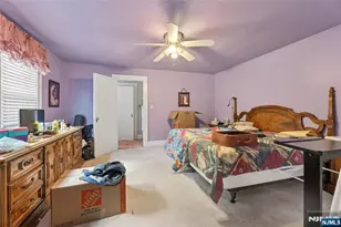 936 Red Rd, Teaneck Township, NJ 07666 - Photo 28