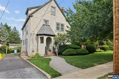 936 Red Road, Teaneck Township, NJ 07666 - Photo 2