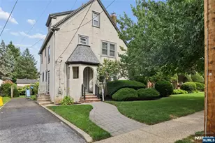 936 Red Rd, Teaneck Township, NJ 07666 - Photo 2