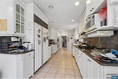 936 Red Road, Teaneck Township, NJ 07666 - Photo 14