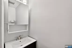 117 Overpeck Ave, Ridgefield Park, NJ 07660 - Photo 16