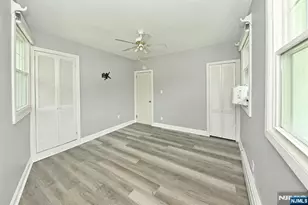 221 Lakeview Dr, Ridgewood, NJ 07450 - Photo 14